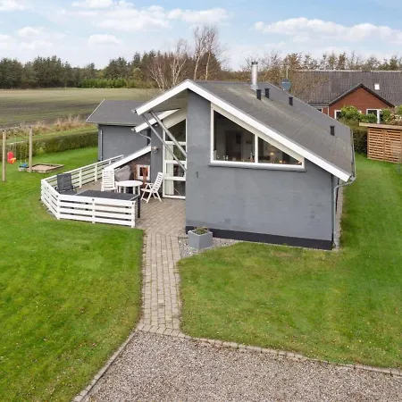 Thrugels - 600m From The Sea In Ne Jutland By Interhome
