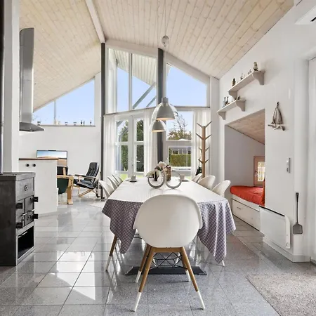 Thrugels - 600m From The Sea By Interhome *