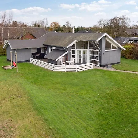 Thrugels - 600m From The Sea By Interhome Holiday home Hadsund